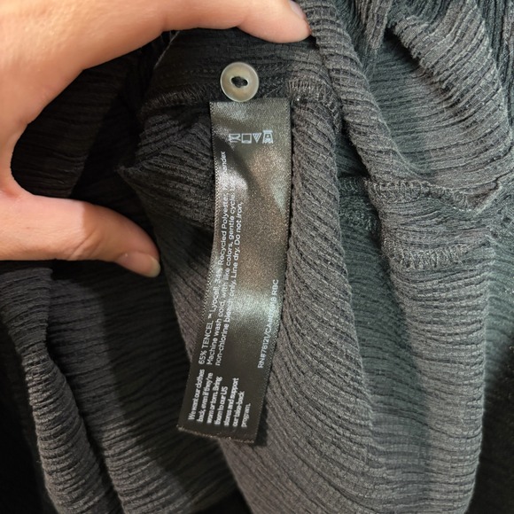 EILEEN FISHER Black Textured Mock Neck Cap Sleeve Longline Lagelook Tunic Top XL - Picture 12 of 13